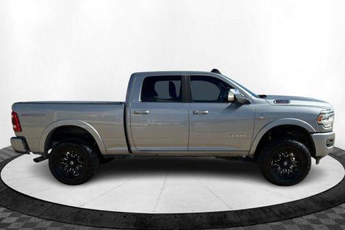 2022 RAM 2500 Laramie Crew Cab 4x4 6'4' Box