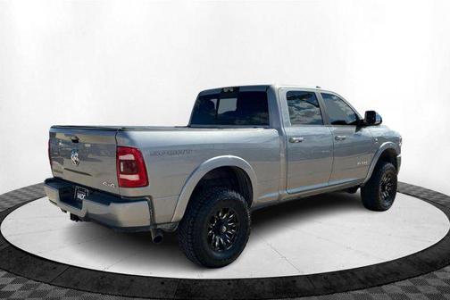 2022 RAM 2500 Laramie Crew Cab 4x4 6'4' Box