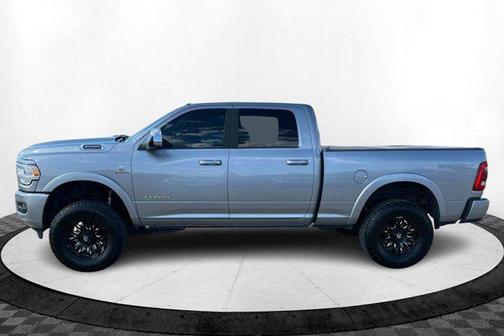 2022 RAM 2500 Laramie Crew Cab 4x4 6'4' Box