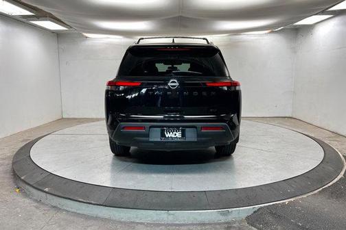 2022 Nissan Pathfinder SV 2WD