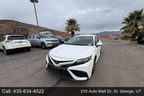 2023 Toyota Camry SE