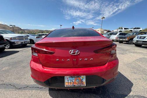 2020 Hyundai ELANTRA SEL