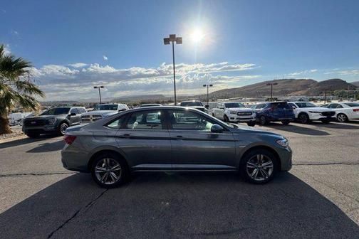 2022 Volkswagen Jetta 1.5T SE
