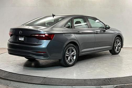 2022 Volkswagen Jetta 1.5T SE