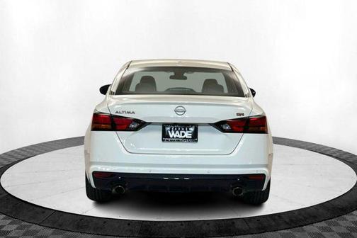 2023 Nissan Altima SR FWD