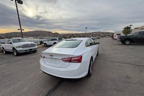 2024 Chevrolet Malibu FWD 2LT