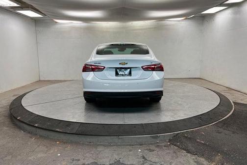 2024 Chevrolet Malibu FWD 2LT