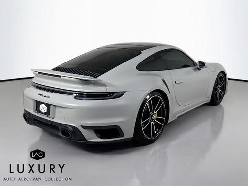 2022 Porsche 911 Turbo S