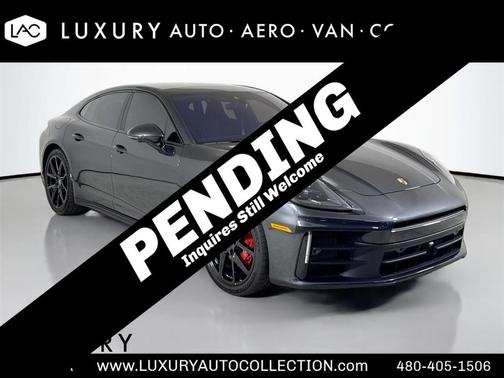 2025 Porsche Panamera 4