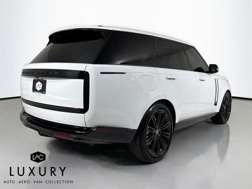 2024 Land Rover Range Rover P400 SE
