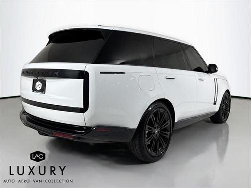 2024 Land Rover Range Rover P400 SE