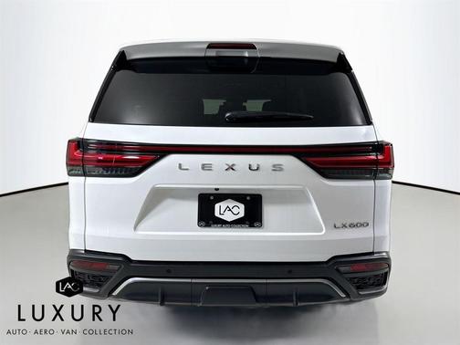 2023 Lexus LX 600 Base