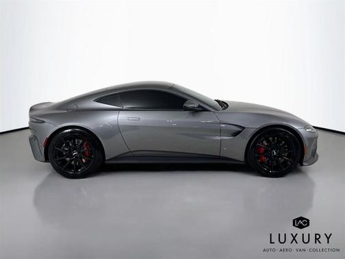 2020 Aston Martin Vantage Base