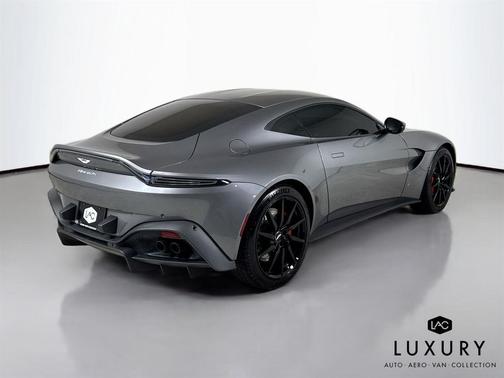 2020 Aston Martin Vantage Base