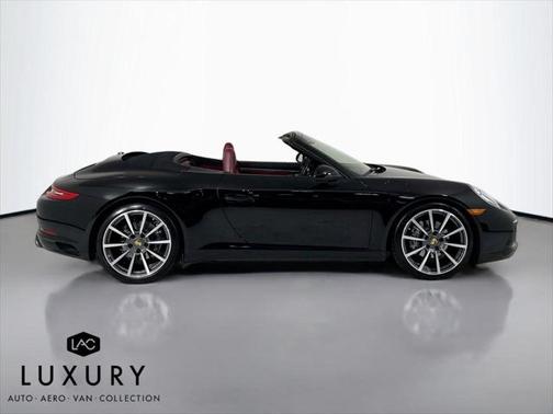 2017 Porsche 911 Carrera