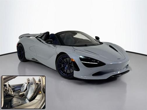2025 McLaren 750S Spider