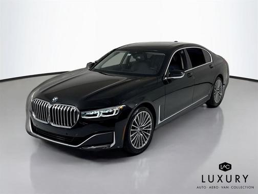 2021 BMW 740 740i