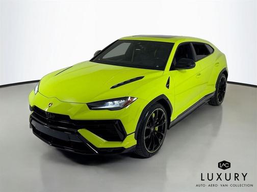2024 Lamborghini Urus S