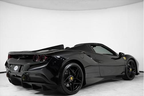 2021 Ferrari F8 Spider Carbon Interior and Exterior Pkg