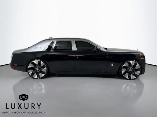 2022 Rolls-Royce Phantom Two Tone