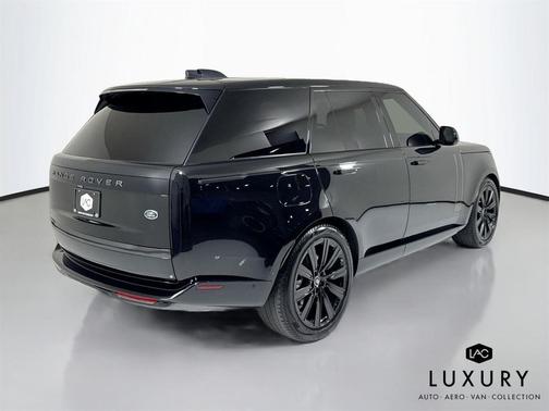2023 Land Rover Range Rover P400 SE