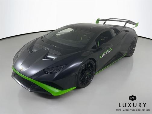 2023 Lamborghini Huracan STO Coupe