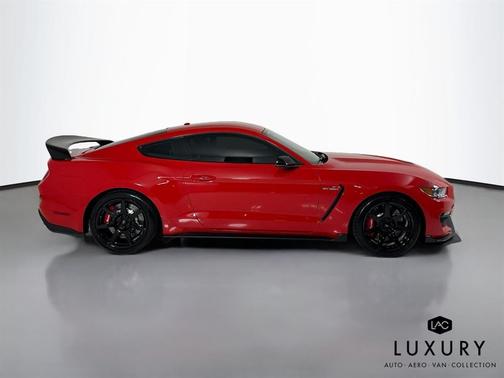 Race Red 2017 Ford Shelby GT350R Base