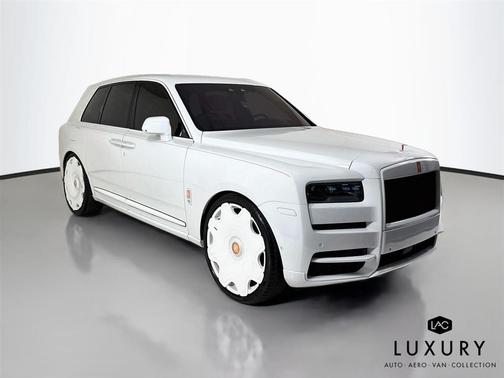 Arctic White 2021 Rolls-Royce Cullinan Sport Utility