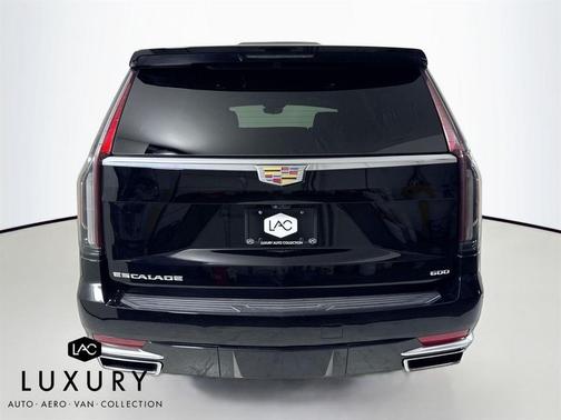 2022 Cadillac Escalade Premium Luxury
