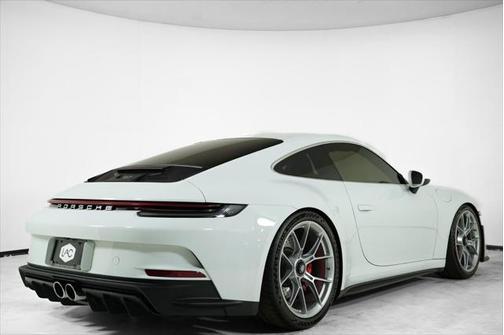 2022 Porsche 911 GT3 w/Touring Package