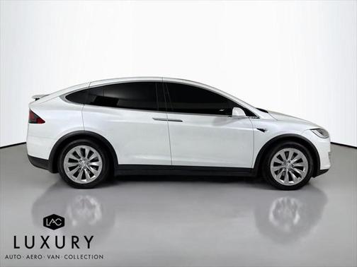 2020 Tesla Model X Long Range Plus Dual Motor All-Wheel Drive