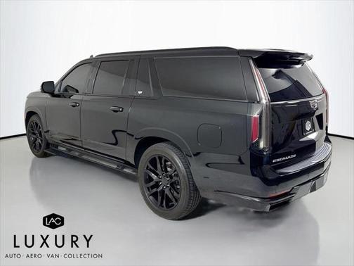 2021 Cadillac Escalade ESV Sport Platinum