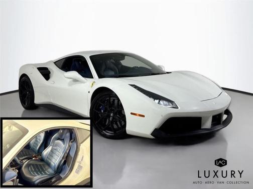 2016 Ferrari 488 GTB Carbon Interior * Parking Sensors * Daytona's