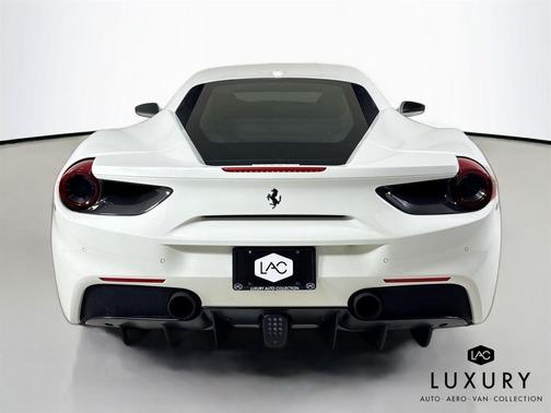 2016 Ferrari 488 GTB Carbon Interior * Parking Sensors * Daytona's