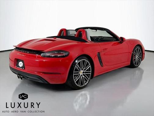 2024 Porsche 718 Boxster S