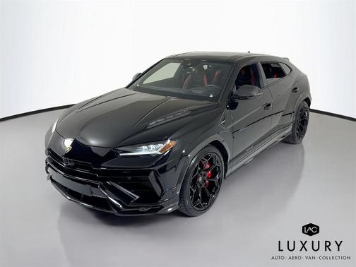 2023 Lamborghini Urus Performante