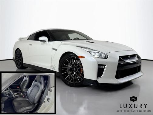 2020 Nissan GT-R Premium Dual-clutch 6-Speed Transmission