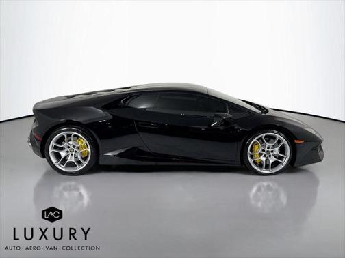 2017 Lamborghini Huracan LP580-2