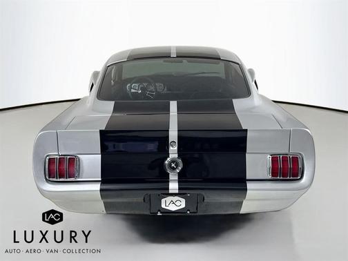 1965 Ford Mustang Base