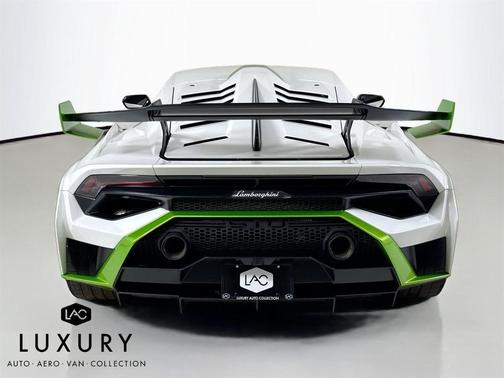 2022 Lamborghini Huracan STO Coupe