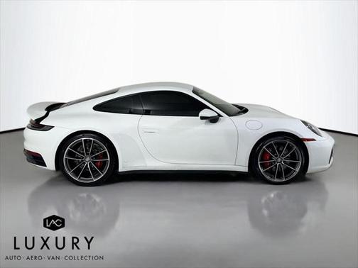 2020 Porsche 911 Carrera S