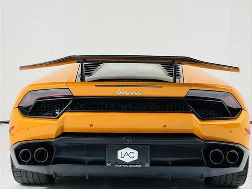 2017 Lamborghini Huracan LP580-2