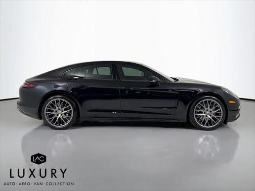 2020 Porsche Panamera 4
