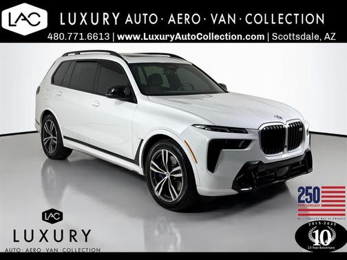 2023 BMW X7 M60i