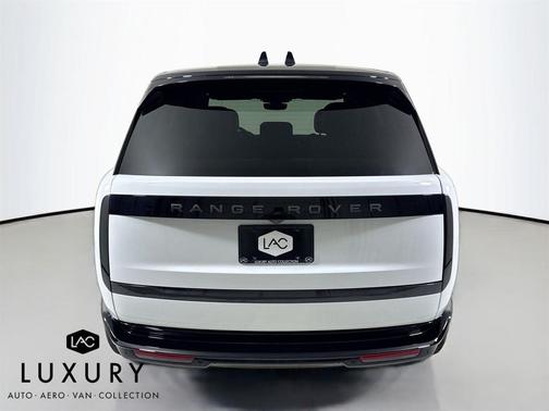 2023 Land Rover Range Rover P400 SE