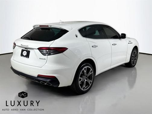 2023 Maserati Levante Modena