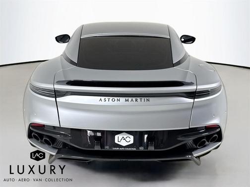 2019 Aston Martin DBS Superleggera
