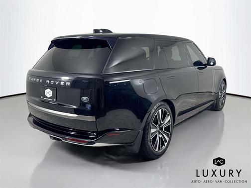 2023 Land Rover Range Rover P530 SE