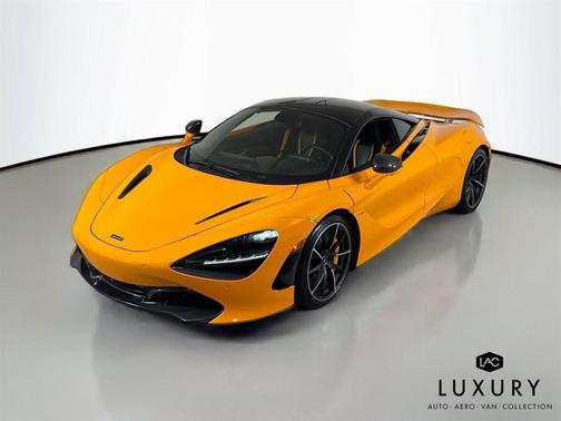 2022 McLaren 720S Base