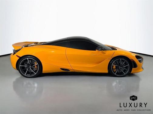 2022 McLaren 720S Base